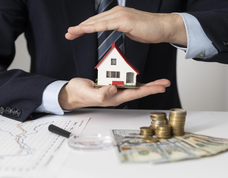 Best Real Estate Syndication Deals for Accredited Investors